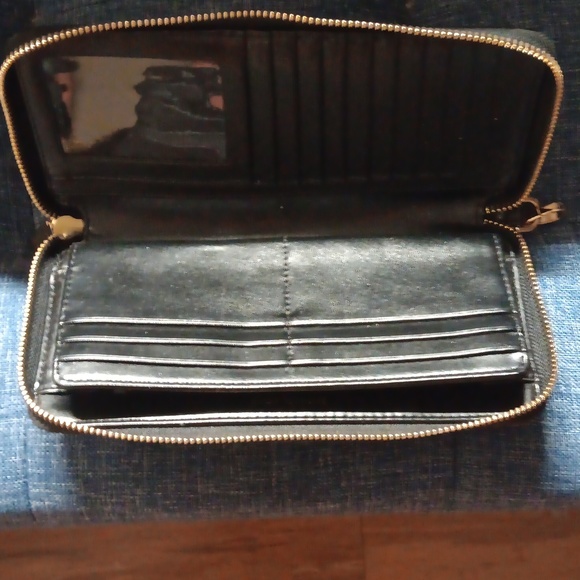 Wallet - Picture 2 of 2